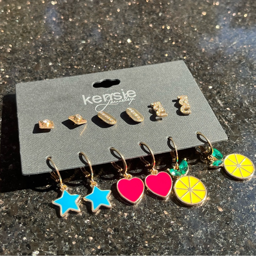Women’s gold jewelry